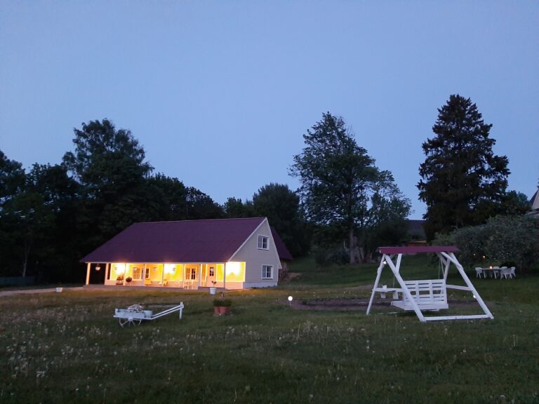 avara õuega puhkemaja võrumaal