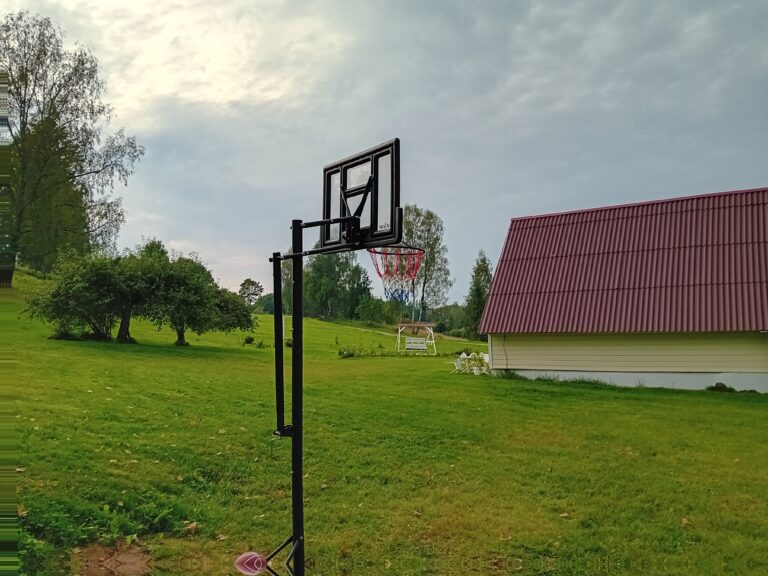 puhkemaja Võrumaal laste mängualaga